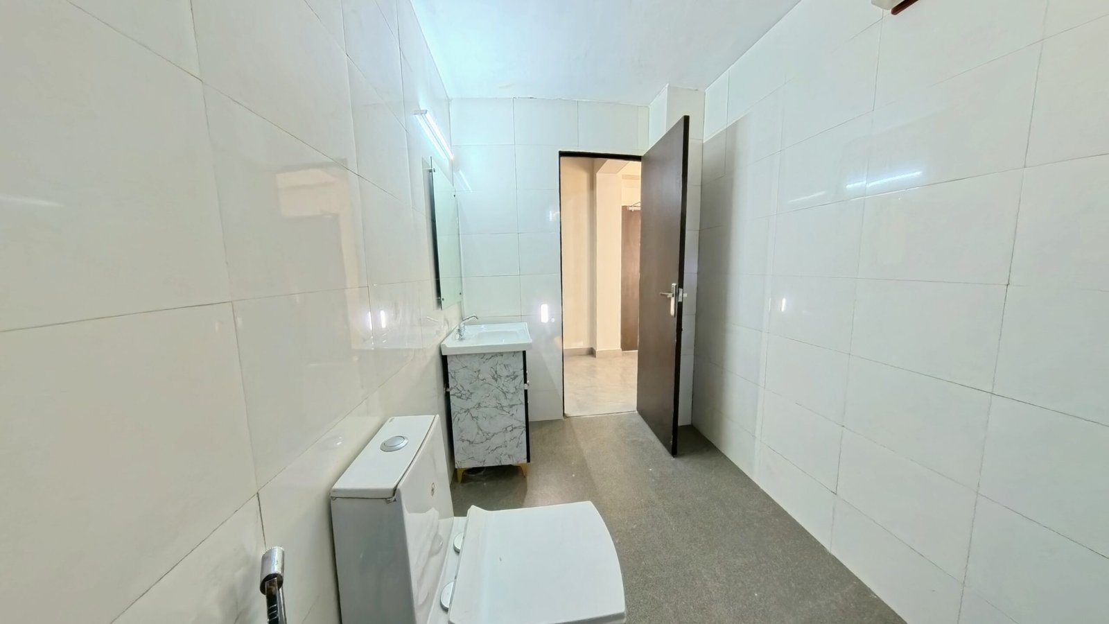 Triple Bed Comfort Room