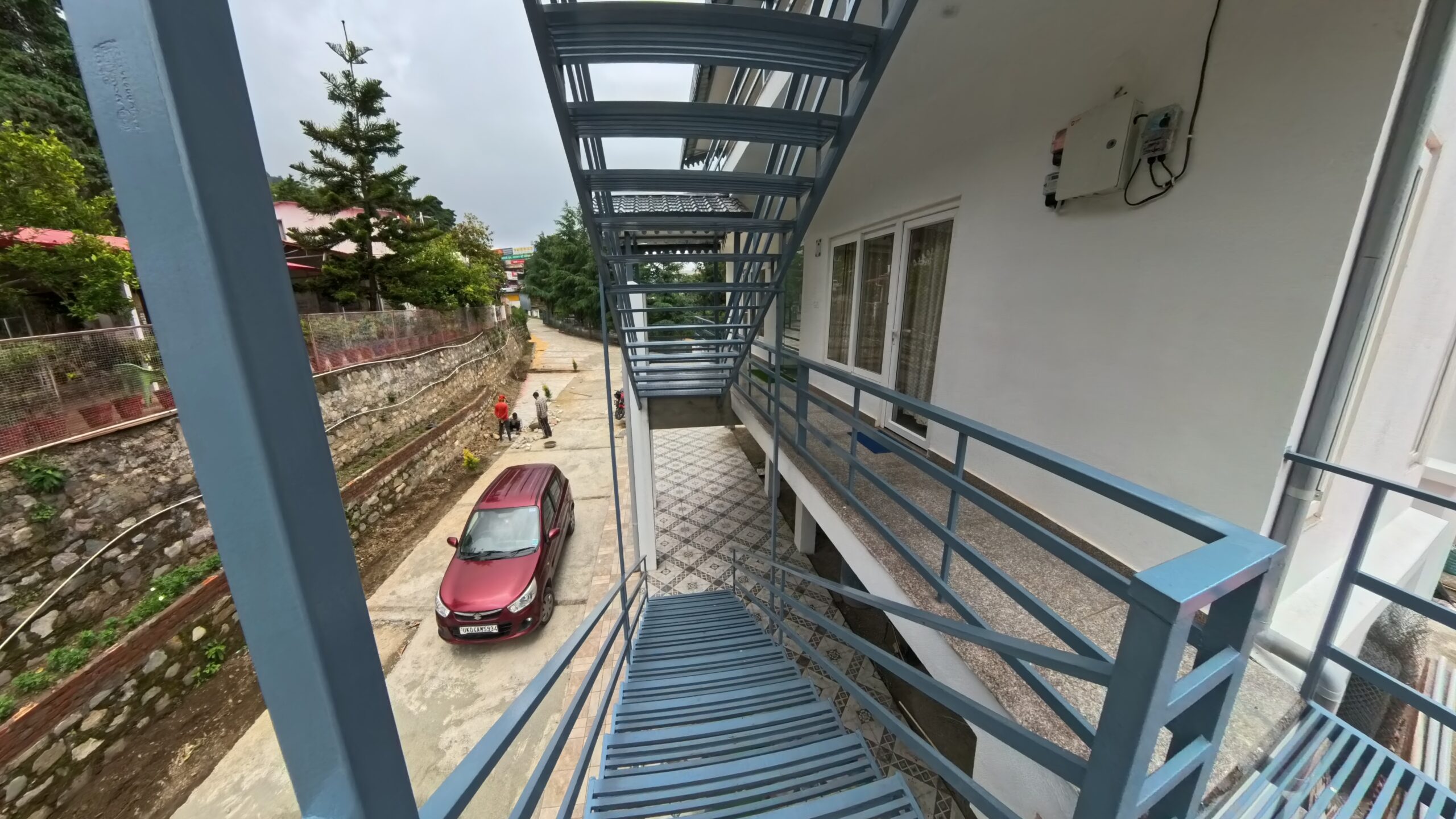 Stair Case, Tri Triple & Quad Bed PG Girls Rooms; Shri Rudra Home Stays